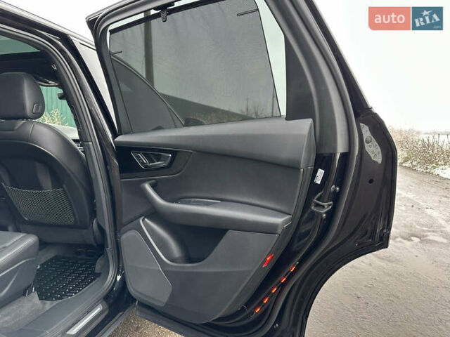 Черный Ауди Ку 7, объемом двигателя 3 л и пробегом 167 тыс. км за 25699 $, фото 50 на Automoto.ua