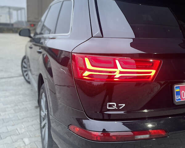 Черный Ауди Ку 7, объемом двигателя 2 л и пробегом 299 тыс. км за 21999 $, фото 14 на Automoto.ua