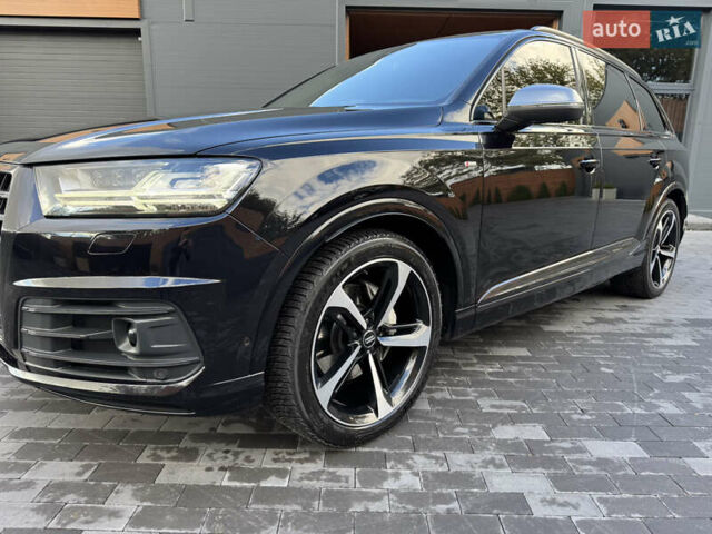 Ауди Ку 7 2017 в Киеве на Automoto.ua Черный Ауди Ку 7, объемом двигателя 3 л и пробегом 140 тыс. км за 47799 $, фото 12 на Automoto.ua