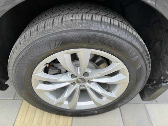 Черный Ауди Ку 7, объемом двигателя 3 л и пробегом 200 тыс. км за 27999 $, фото 12 на Automoto.ua