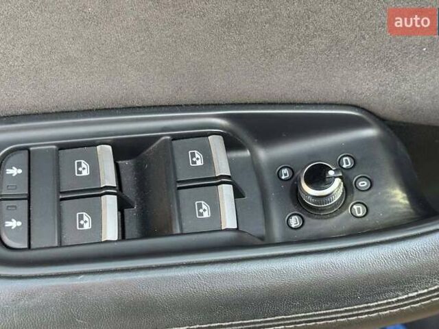 Чорний Ауді Ку 7, об'ємом двигуна 3 л та пробігом 123 тис. км за 32000 $, фото 7 на Automoto.ua