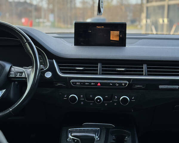 Чорний Ауді Ку 7, об'ємом двигуна 3 л та пробігом 215 тис. км за 22399 $, фото 27 на Automoto.ua