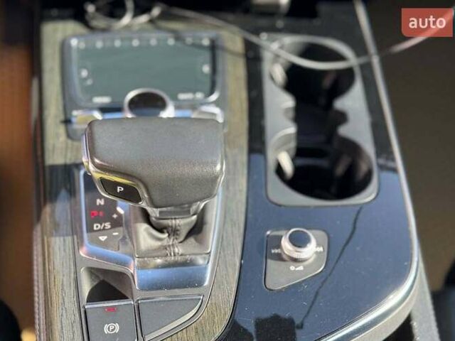 Чорний Ауді Ку 7, об'ємом двигуна 3 л та пробігом 123 тис. км за 32000 $, фото 13 на Automoto.ua