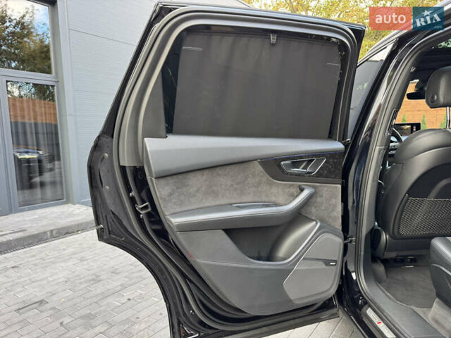 Ауди Ку 7 2017 в Киеве на Automoto.ua Черный Ауди Ку 7, объемом двигателя 3 л и пробегом 140 тыс. км за 47799 $, фото 55 на Automoto.ua