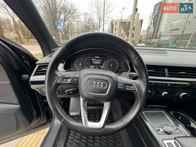 Черный Ауди Ку 7, объемом двигателя 3 л и пробегом 200 тыс. км за 29999 $, фото 41 на Automoto.ua