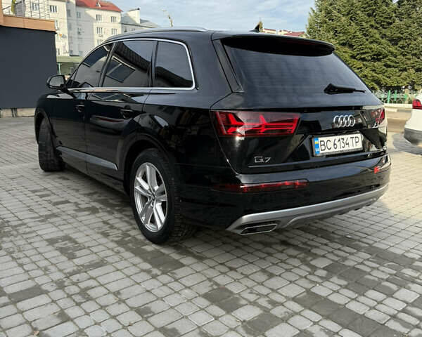 Черный Ауди Ку 7, объемом двигателя 2.97 л и пробегом 218 тыс. км за 39800 $, фото 5 на Automoto.ua