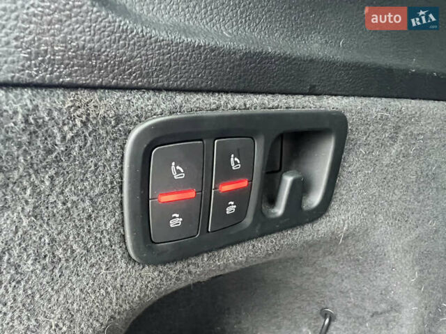 Чорний Ауді Ку 7, об'ємом двигуна 3 л та пробігом 212 тис. км за 16800 $, фото 21 на Automoto.ua