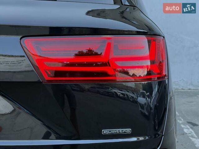 Чорний Ауді Ку 7, об'ємом двигуна 1.98 л та пробігом 147 тис. км за 27990 $, фото 17 на Automoto.ua
