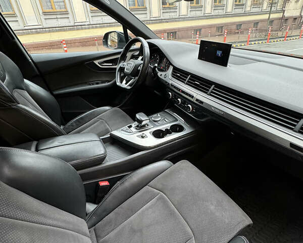 Черный Ауди Ку 7, объемом двигателя 2.97 л и пробегом 196 тыс. км за 33000 $, фото 7 на Automoto.ua