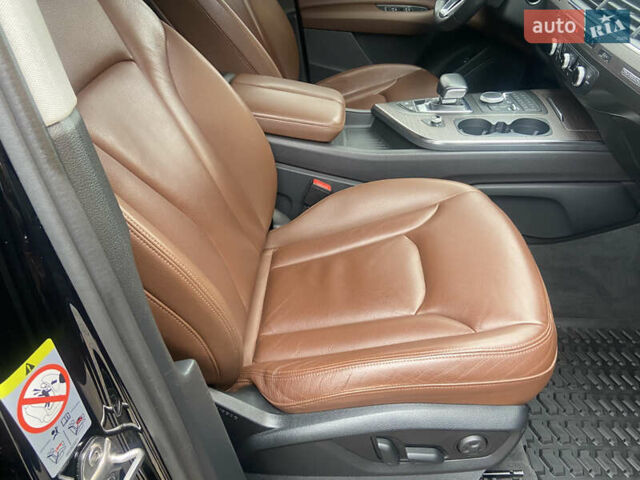 Черный Ауди Ку 7, объемом двигателя 3 л и пробегом 295 тыс. км за 29900 $, фото 34 на Automoto.ua