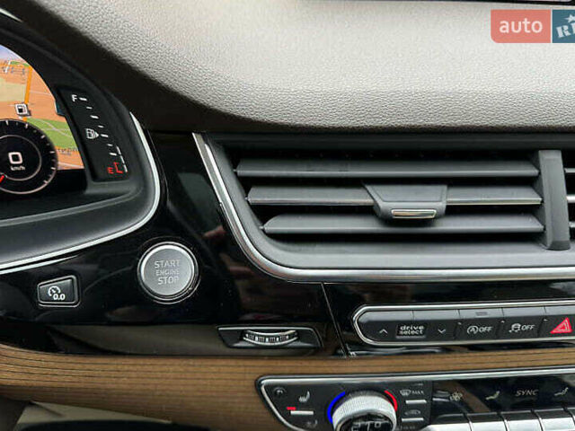 Черный Ауди Ку 7, объемом двигателя 3 л и пробегом 110 тыс. км за 25200 $, фото 37 на Automoto.ua