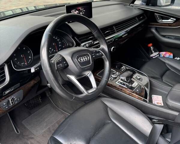 Чорний Ауді Ку 7, об'ємом двигуна 3 л та пробігом 240 тис. км за 20000 $, фото 25 на Automoto.ua