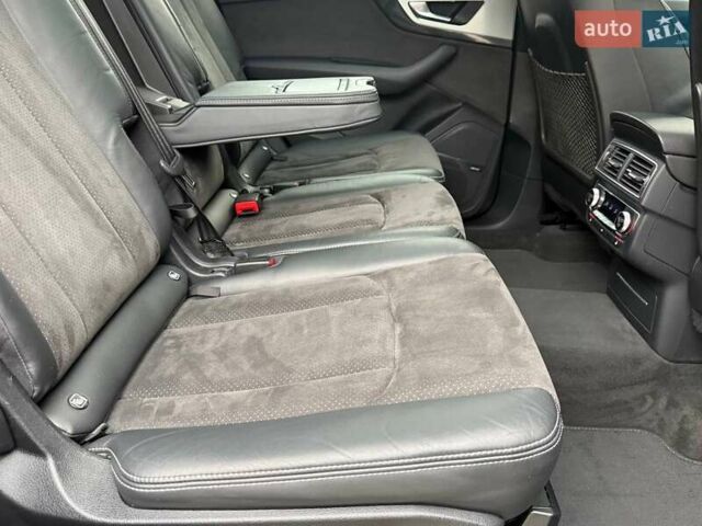Ауди Ку 7 2017 в Ровно на Automoto.ua Черный Ауди Ку 7, объемом двигателя 2.97 л и пробегом 99 тыс. км за 40999 $, фото 68 на Automoto.ua