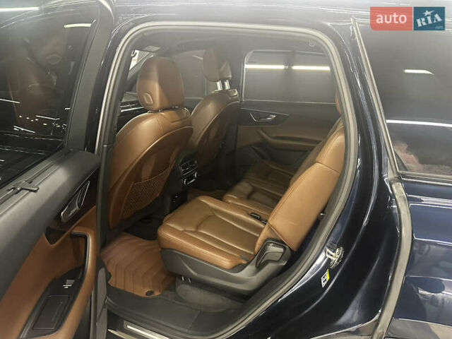 Черный Ауди Ку 7, объемом двигателя 1.98 л и пробегом 196 тыс. км за 27000 $, фото 10 на Automoto.ua