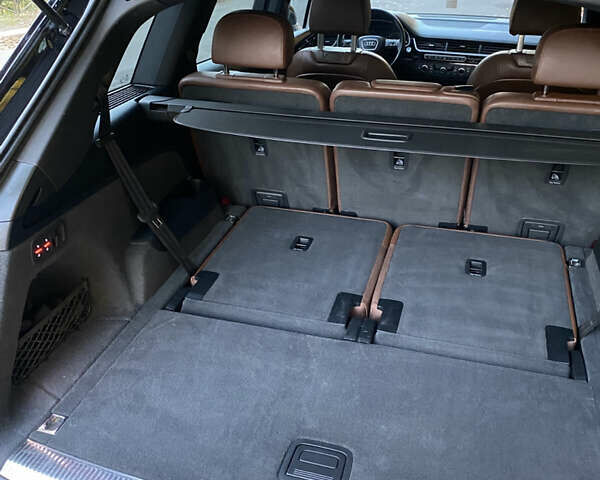 Чорний Ауді Ку 7, об'ємом двигуна 3 л та пробігом 229 тис. км за 25750 $, фото 17 на Automoto.ua