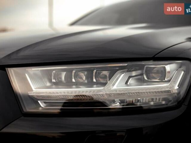 Черный Ауди Ку 7, объемом двигателя 3 л и пробегом 99 тыс. км за 45000 $, фото 7 на Automoto.ua