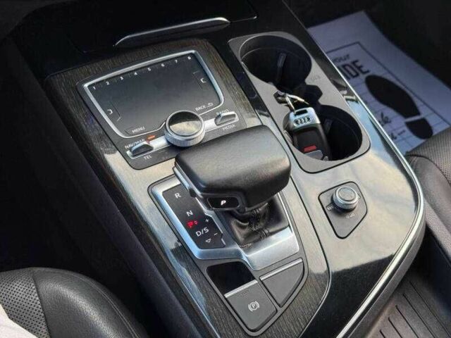 Черный Ауди Ку 7, объемом двигателя 3 л и пробегом 44 тыс. км за 7600 $, фото 8 на Automoto.ua