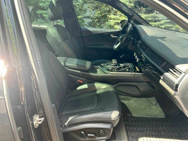 Черный Ауди Ку 7, объемом двигателя 3 л и пробегом 202 тыс. км за 759 $, фото 11 на Automoto.ua