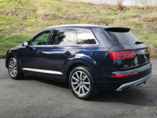 Черный Ауди Ку 7, объемом двигателя 3 л и пробегом 58 тыс. км за 23400 $, фото 5 на Automoto.ua