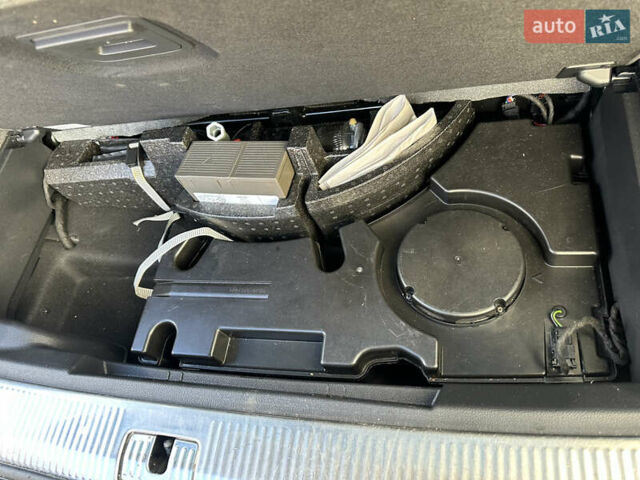 Чорний Ауді Ку 7, об'ємом двигуна 3 л та пробігом 210 тис. км за 21999 $, фото 127 на Automoto.ua