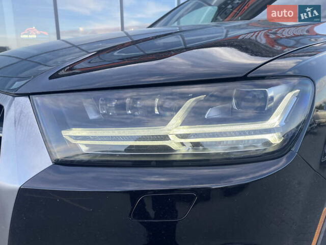 Ауди Ку 7 2017 в Ужгороде на Automoto.ua Черный Ауди Ку 7, объемом двигателя 3 л и пробегом 167 тыс. км за 24900 $, фото 6 на Automoto.ua