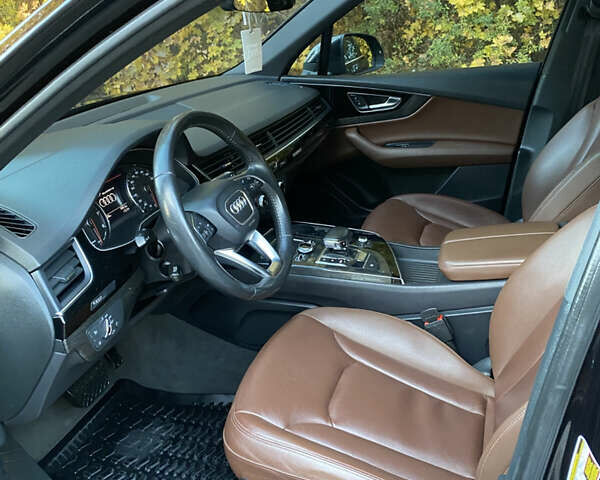Чорний Ауді Ку 7, об'ємом двигуна 3 л та пробігом 229 тис. км за 25750 $, фото 11 на Automoto.ua