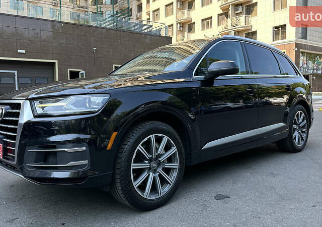 Черный Ауди Ку 7, объемом двигателя 3 л и пробегом 192 тыс. км за 28500 $, фото 1 на Automoto.ua