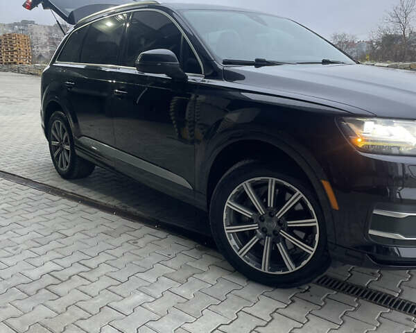 Черный Ауди Ку 7, объемом двигателя 2 л и пробегом 299 тыс. км за 21999 $, фото 4 на Automoto.ua