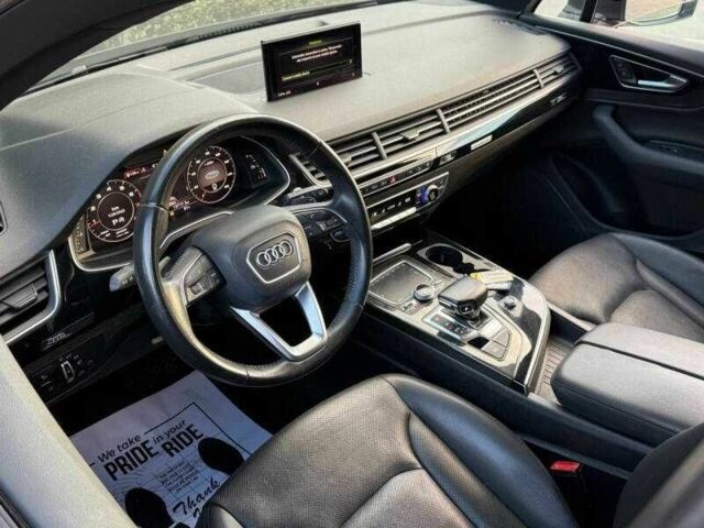 Черный Ауди Ку 7, объемом двигателя 3 л и пробегом 44 тыс. км за 7600 $, фото 5 на Automoto.ua