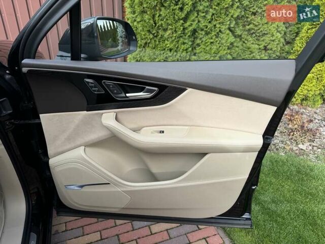 Ауди Ку 7 2017 в Киеве на Automoto.ua Черный Ауди Ку 7, объемом двигателя 2.97 л и пробегом 134 тыс. км за 47500 $, фото 52 на Automoto.ua