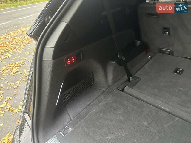 Чорний Ауді Ку 7, об'ємом двигуна 3 л та пробігом 191 тис. км за 29700 $, фото 12 на Automoto.ua