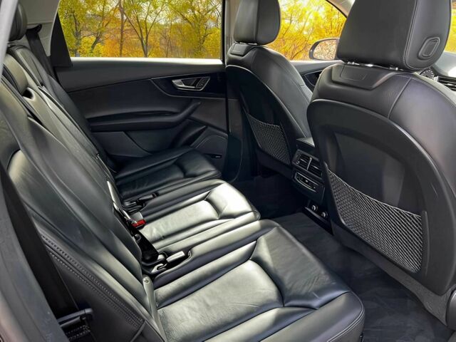 Черный Ауди Ку 7, объемом двигателя 3 л и пробегом 44 тыс. км за 14500 $, фото 12 на Automoto.ua