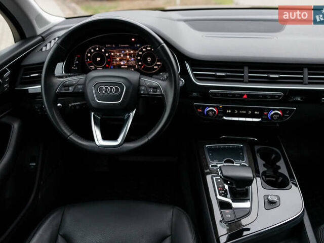 Чорний Ауді Ку 7, об'ємом двигуна 3 л та пробігом 238 тис. км за 23800 $, фото 25 на Automoto.ua