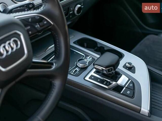 Черный Ауди Ку 7, объемом двигателя 3 л и пробегом 113 тыс. км за 29000 $, фото 8 на Automoto.ua