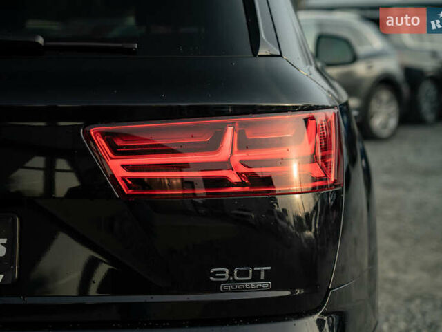 Чорний Ауді Ку 7, об'ємом двигуна 3 л та пробігом 117 тис. км за 31900 $, фото 7 на Automoto.ua