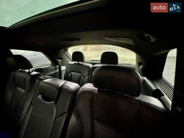 Черный Ауди Ку 7, объемом двигателя 3 л и пробегом 100 тыс. км за 32400 $, фото 15 на Automoto.ua