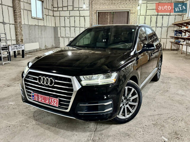 Черный Ауди Ку 7, объемом двигателя 3 л и пробегом 100 тыс. км за 32400 $, фото 3 на Automoto.ua