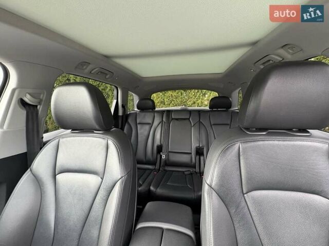 Ауді Ку 7 2018 у Луцьку на Automoto.ua Чорний Ауді Ку 7, об'ємом двигуна 3 л та пробігом 148 тис. км за 31000 $, фото 17 на Automoto.ua