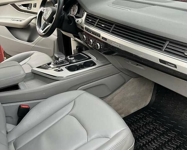 Черный Ауди Ку 7, объемом двигателя 2 л и пробегом 99 тыс. км за 21000 $, фото 8 на Automoto.ua