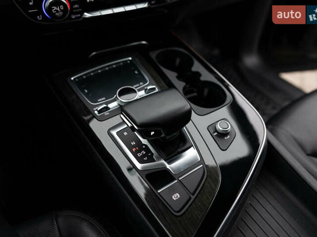 Чорний Ауді Ку 7, об'ємом двигуна 3 л та пробігом 238 тис. км за 23800 $, фото 69 на Automoto.ua