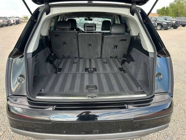 Черный Ауди Ку 7, объемом двигателя 3 л и пробегом 33 тыс. км за 19200 $, фото 14 на Automoto.ua