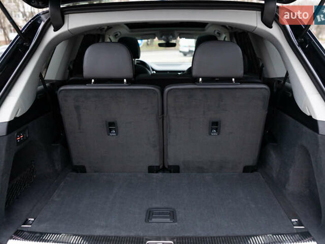 Чорний Ауді Ку 7, об'ємом двигуна 3 л та пробігом 238 тис. км за 23800 $, фото 110 на Automoto.ua