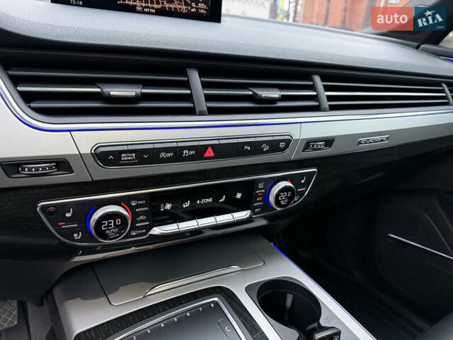 Чорний Ауді Ку 7, об'ємом двигуна 3 л та пробігом 137 тис. км за 36700 $, фото 94 на Automoto.ua