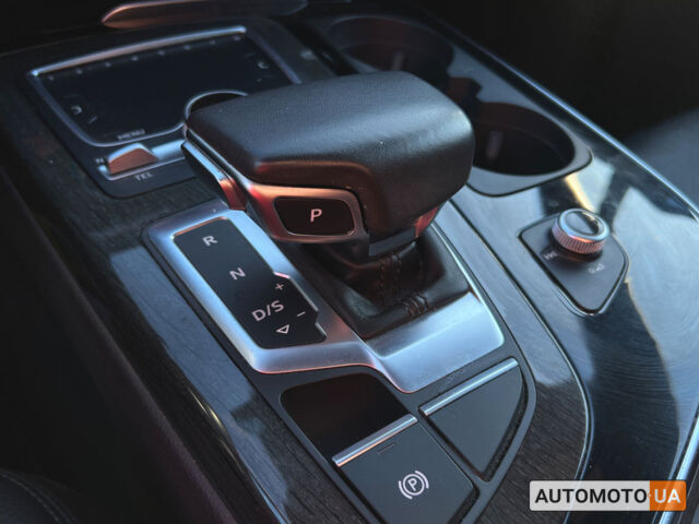 Чорний Ауді Ку 7, об'ємом двигуна 3 л та пробігом 41 тис. км за 37900 $, фото 21 на Automoto.ua