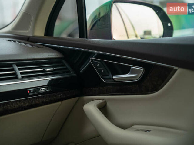 Чорний Ауді Ку 7, об'ємом двигуна 3 л та пробігом 117 тис. км за 31900 $, фото 33 на Automoto.ua