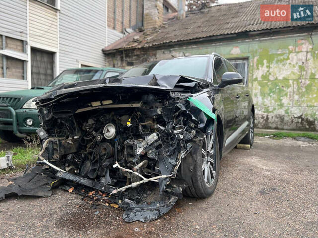 Черный Ауди Ку 7, объемом двигателя 3 л и пробегом 260 тыс. км за 12500 $, фото 14 на Automoto.ua