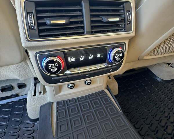 Чорний Ауді Ку 7, об'ємом двигуна 1.98 л та пробігом 100 тис. км за 41500 $, фото 13 на Automoto.ua