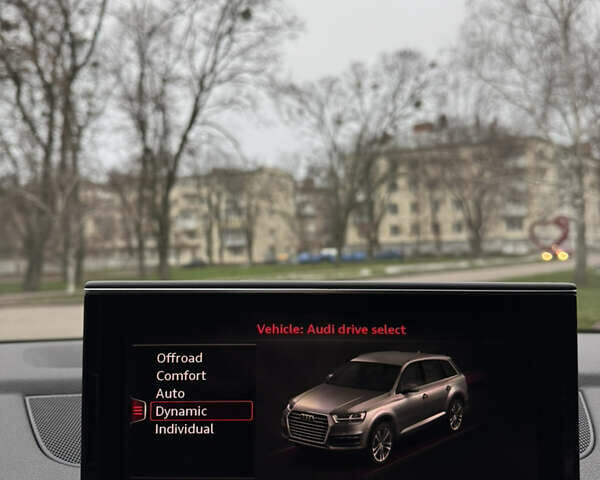 Чорний Ауді Ку 7, об'ємом двигуна 3 л та пробігом 196 тис. км за 33000 $, фото 15 на Automoto.ua