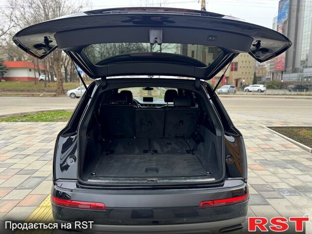 Черный Ауди Ку 7, объемом двигателя 3 л и пробегом 200 тыс. км за 30000 $, фото 7 на Automoto.ua