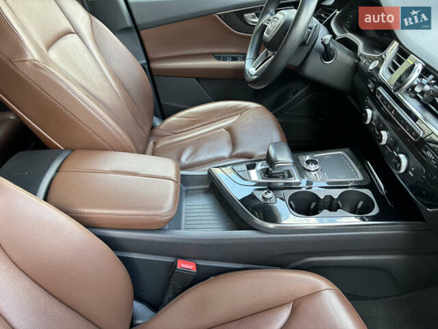 Чорний Ауді Ку 7, об'ємом двигуна 3 л та пробігом 106 тис. км за 36300 $, фото 16 на Automoto.ua